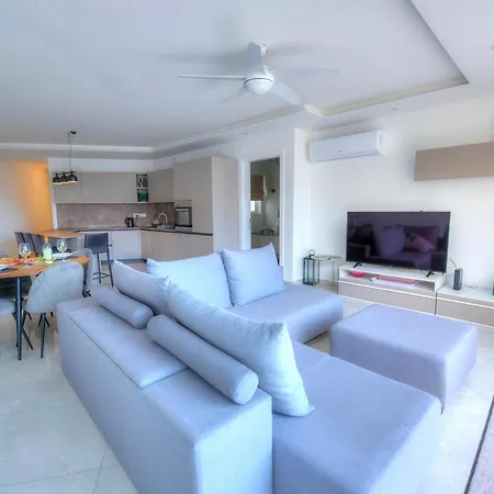 Apartment Seaview Apt In The Heart Of Gz-esch1-1 *