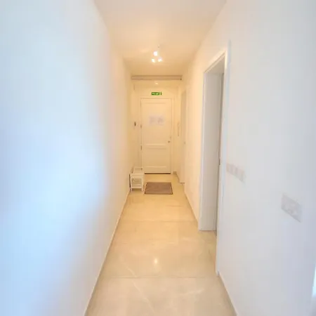 Apartment Seaview Apt In The Heart Of Gz-esch1-1 *